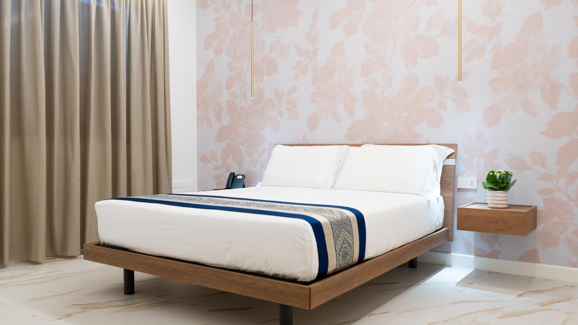 Diana Hotel 3*