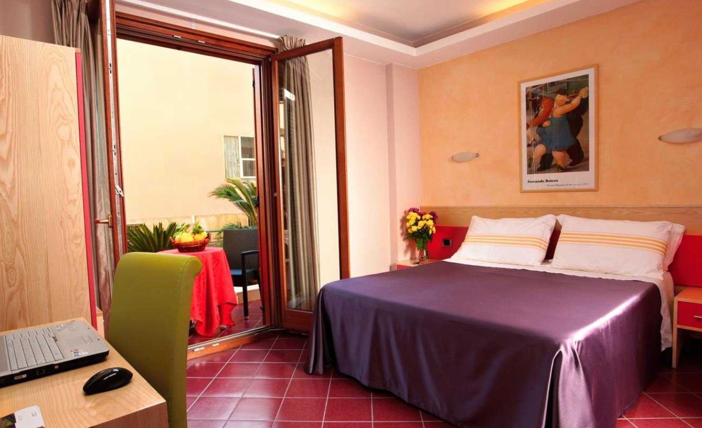 Hotel Diana