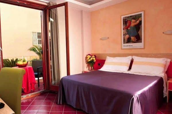 Hotel Diana 3*